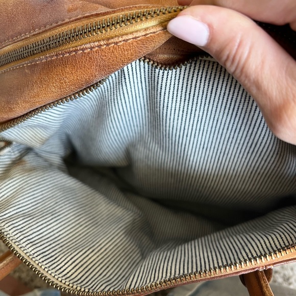 COPY - Old Trend Chestnut leather handbag with dust bag - Picture 3 of 6